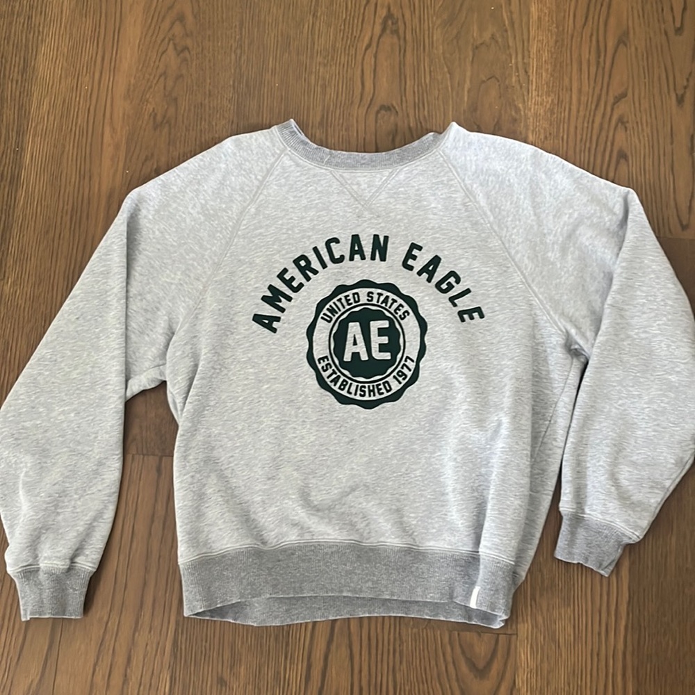 american eagle crew neck